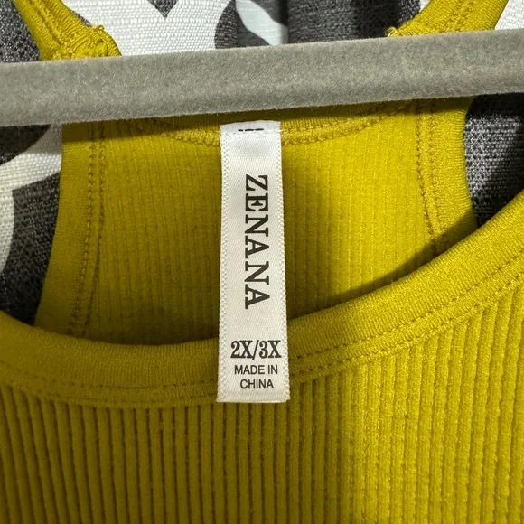 Zenana Tank Neon Green 2-3xl NWOT - Picture 3 of 4